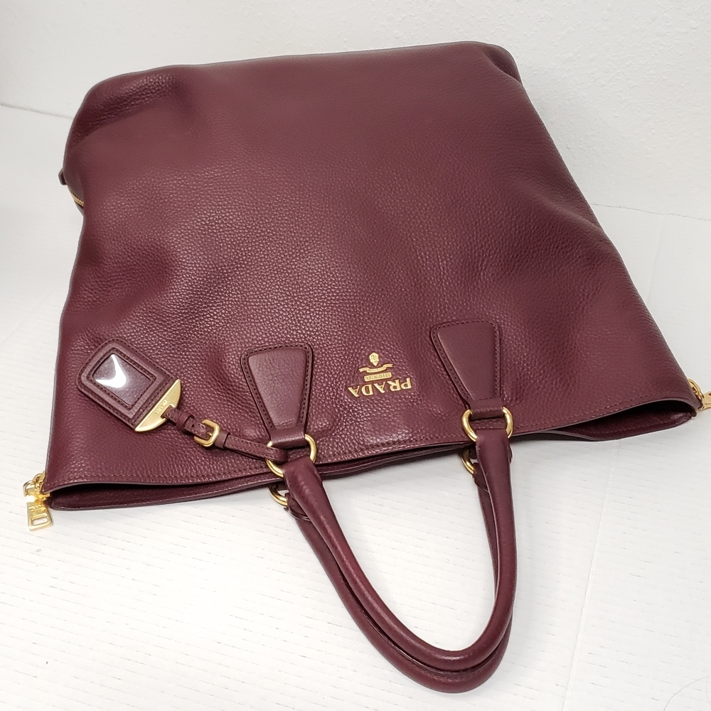 Authentic Prada Vitello Daino Leather Tote Burgundy Large Shoulder Bag - Picture 4 of 16